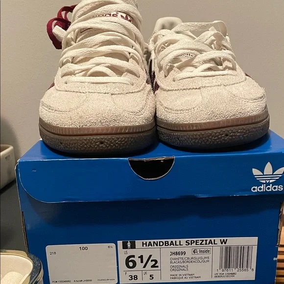 Adidas Spezial Cream with Burgundy Stripes - Picture 5 of 6